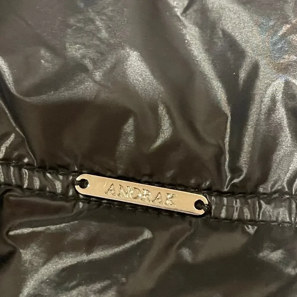 ANORAK puffer pouch